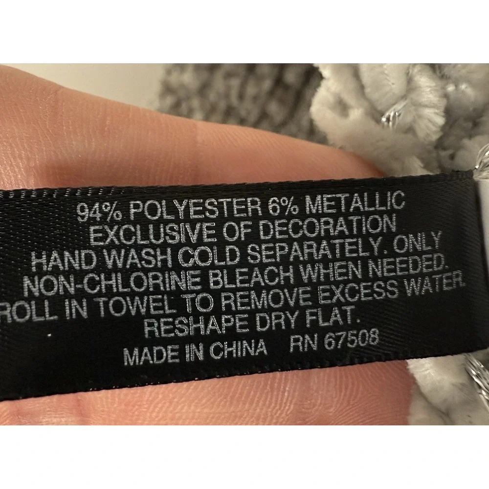 Y2K I.N.C. International Concepts Women's Metallic Accent Gray Scarf Chunky Knit